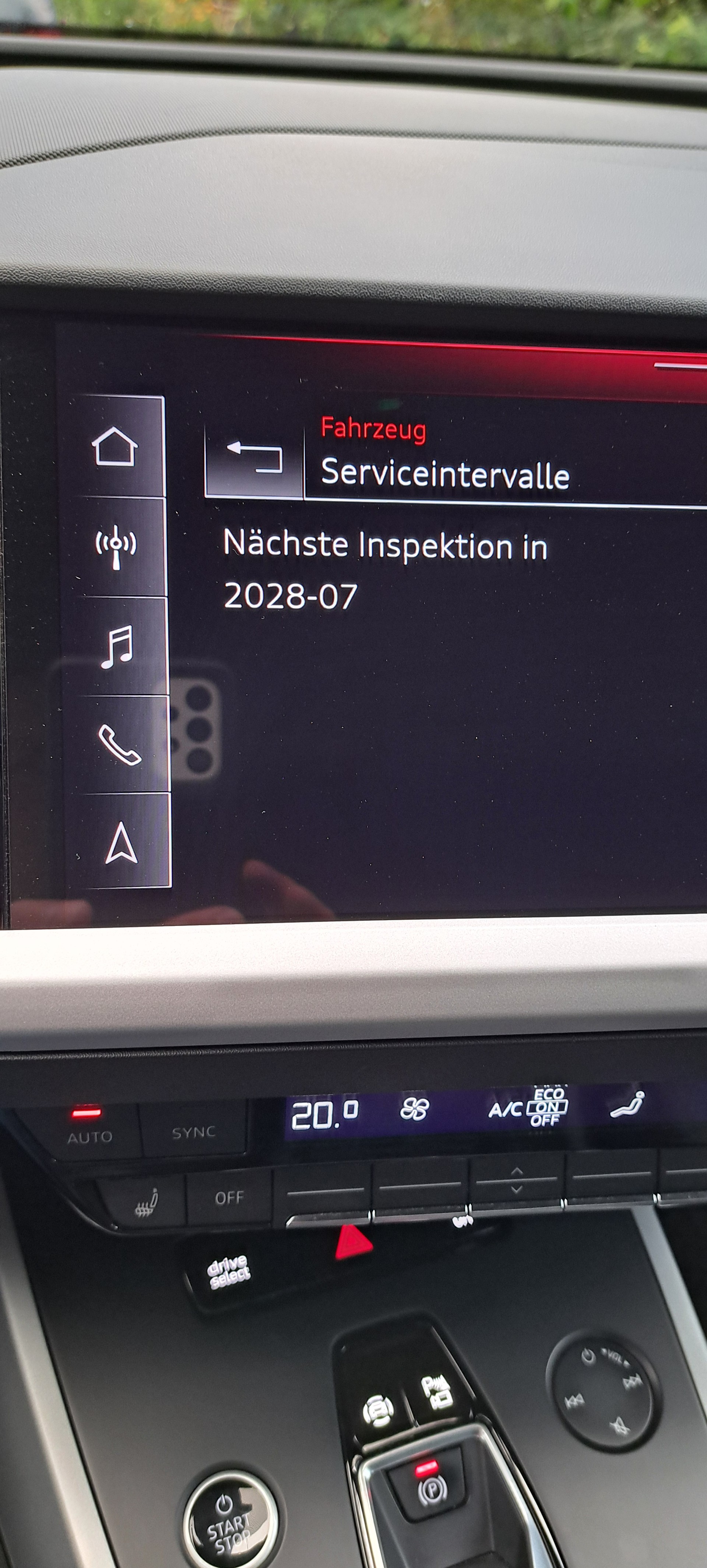 AUDI 40 Sportback-image-8