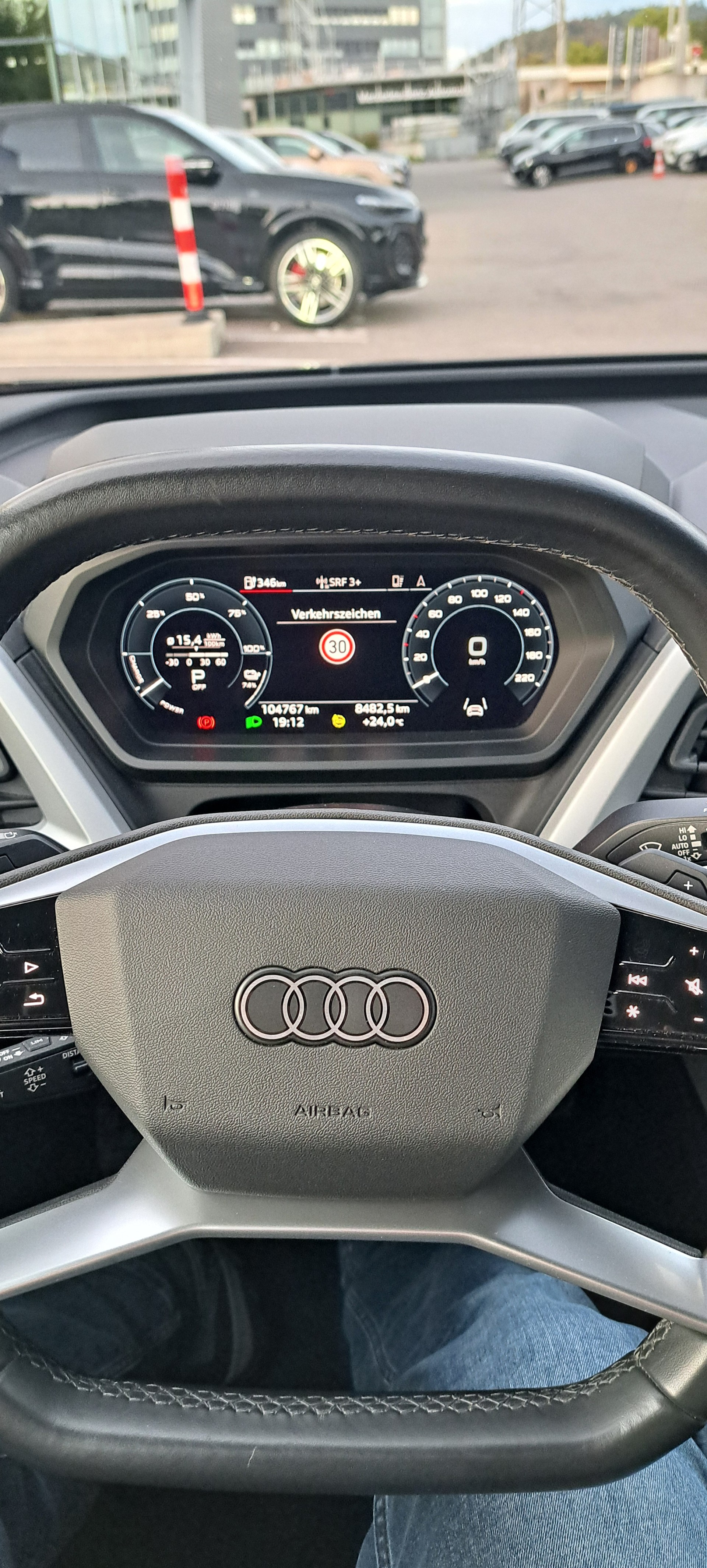 AUDI Q4 e-tron 40 Sportback-image-11