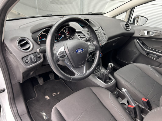 FORD Fiesta 1.0 SCTi Titanium-image-6
