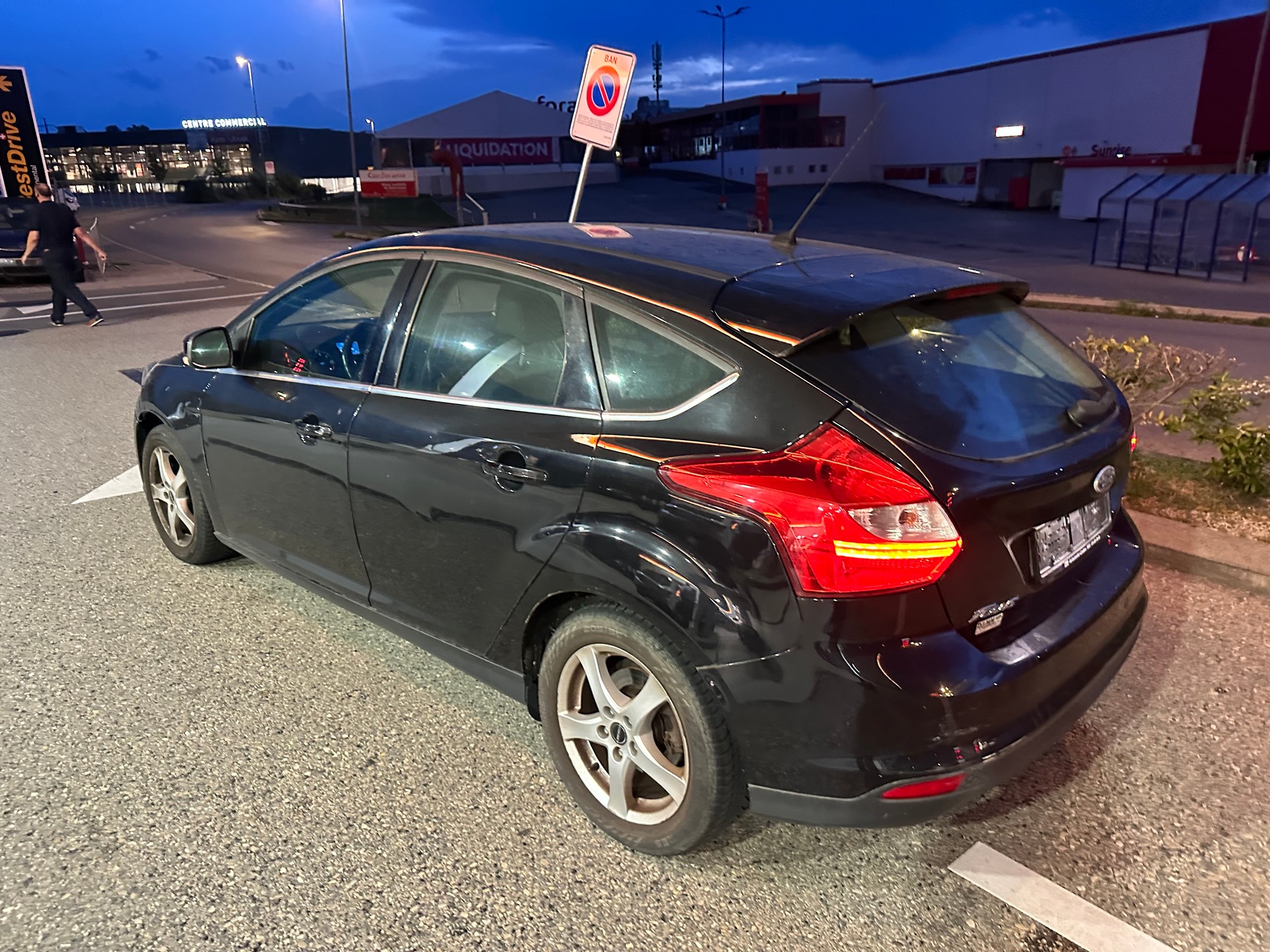 FORD Focus 2.0 TDCi Carving PowerShift-image-0