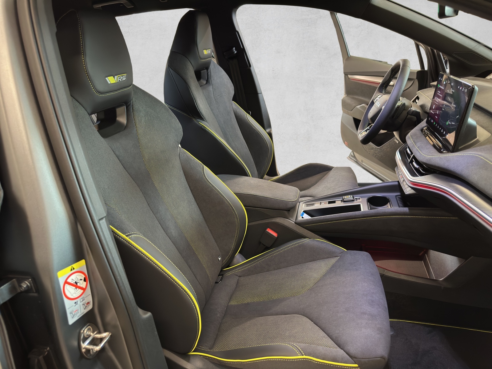 SKODA Elroq RS Matt Edition 4x4-image-14