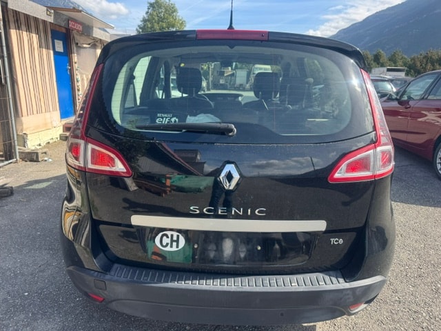 RENAULT Scénic 1.4 16V Turbo Bose-image-8