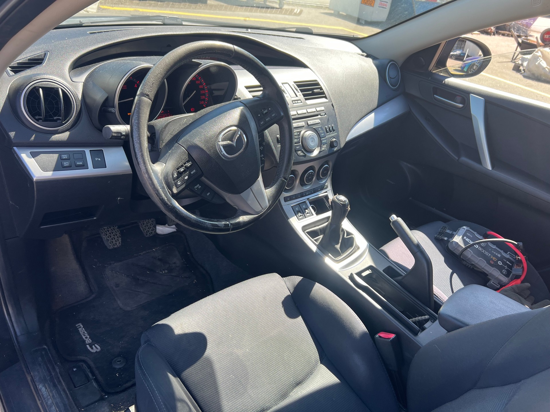 MAZDA 3 2.2 16V CD Sport-image-9