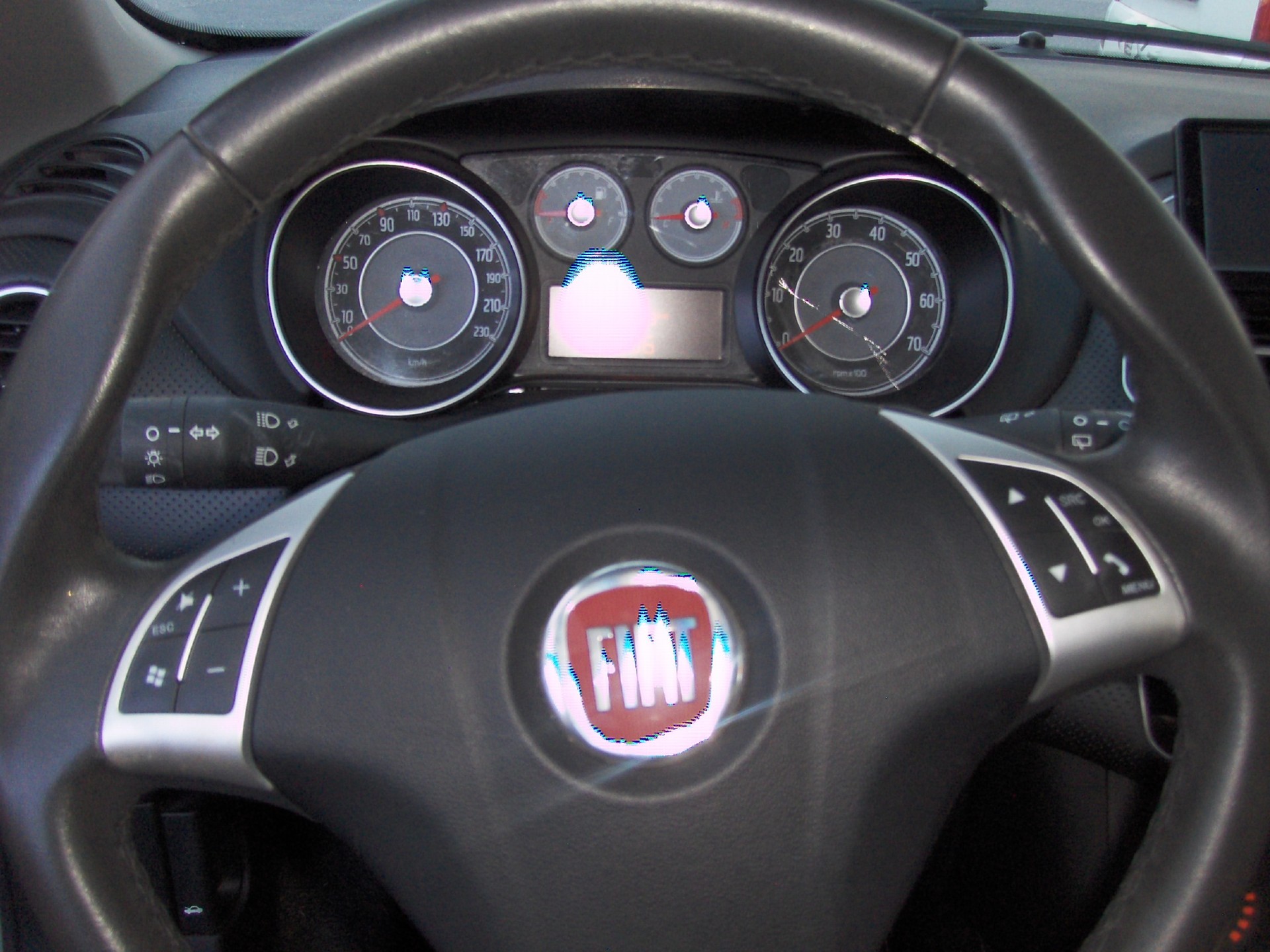 FIAT Punto Evo 1.4 Dynamic Dualogic-image-6