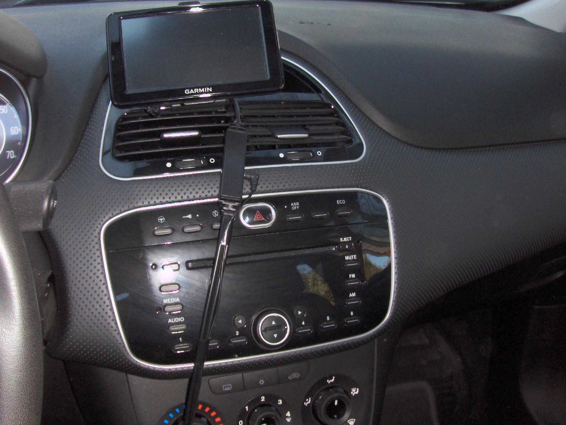 FIAT Punto Evo 1.4 Dynamic Dualogic-image-7