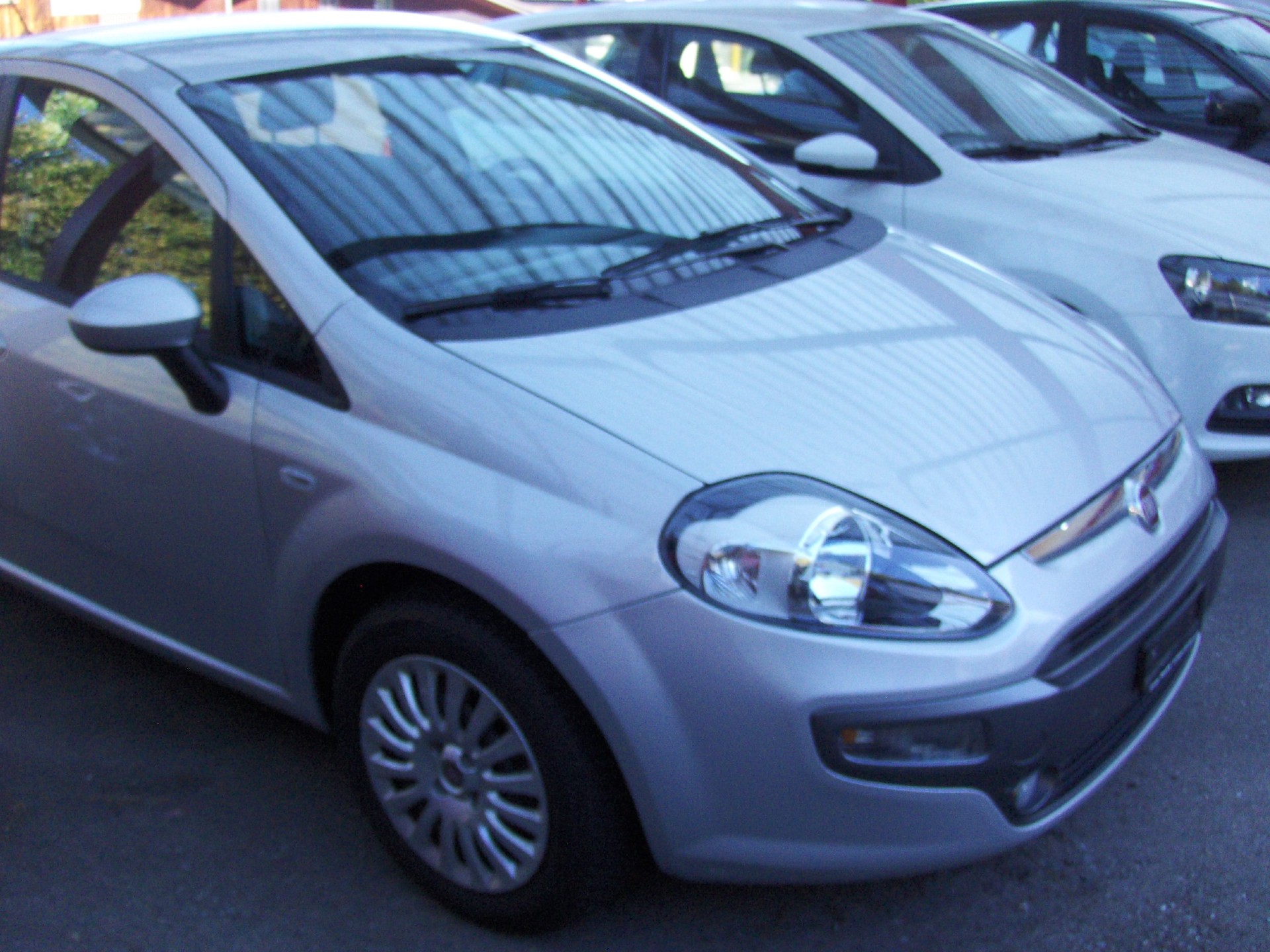 FIAT Punto Evo 1.4 Dynamic Dualogic-image-1