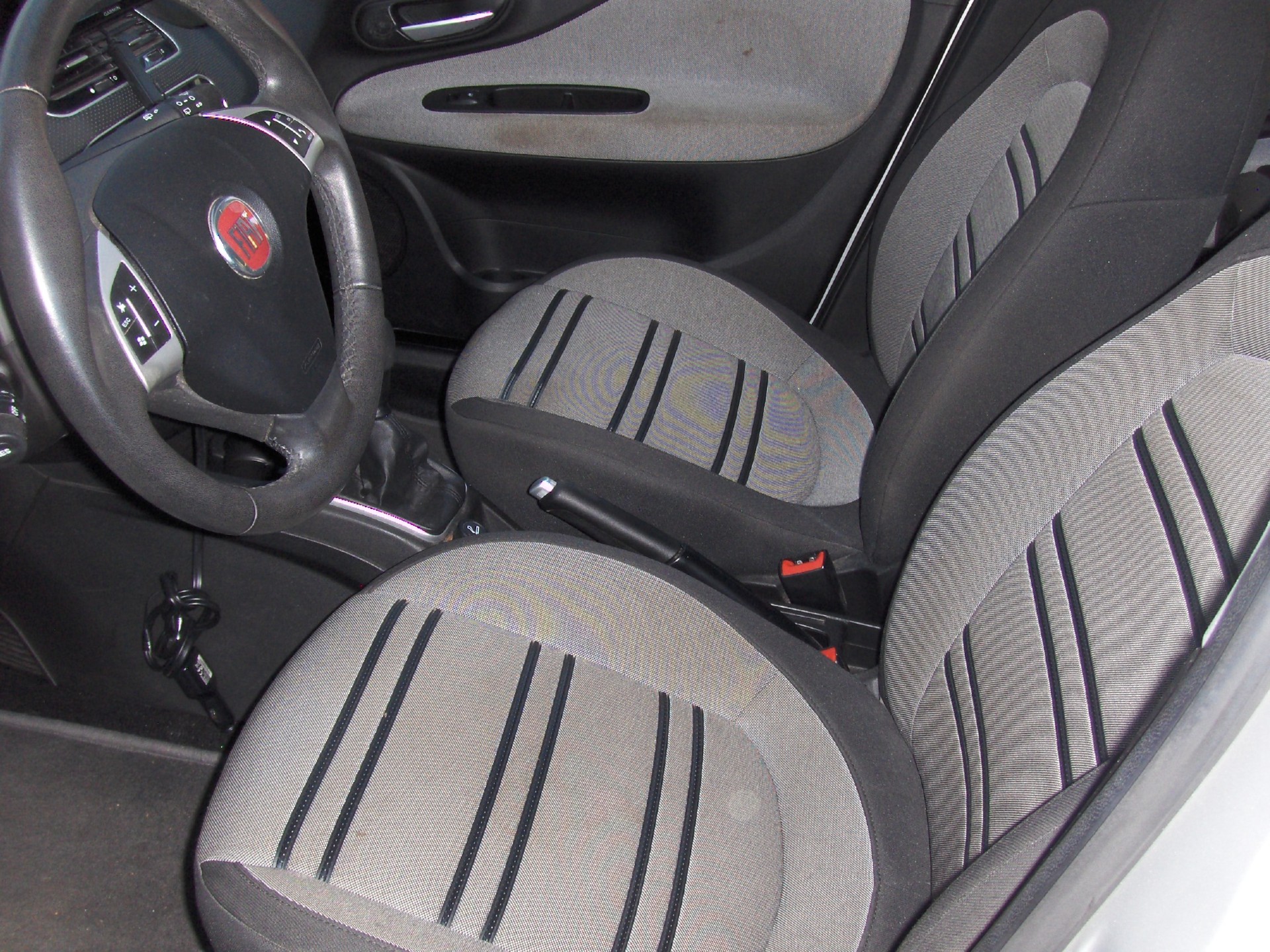 FIAT Punto Evo 1.4 Dynamic Dualogic-image-4