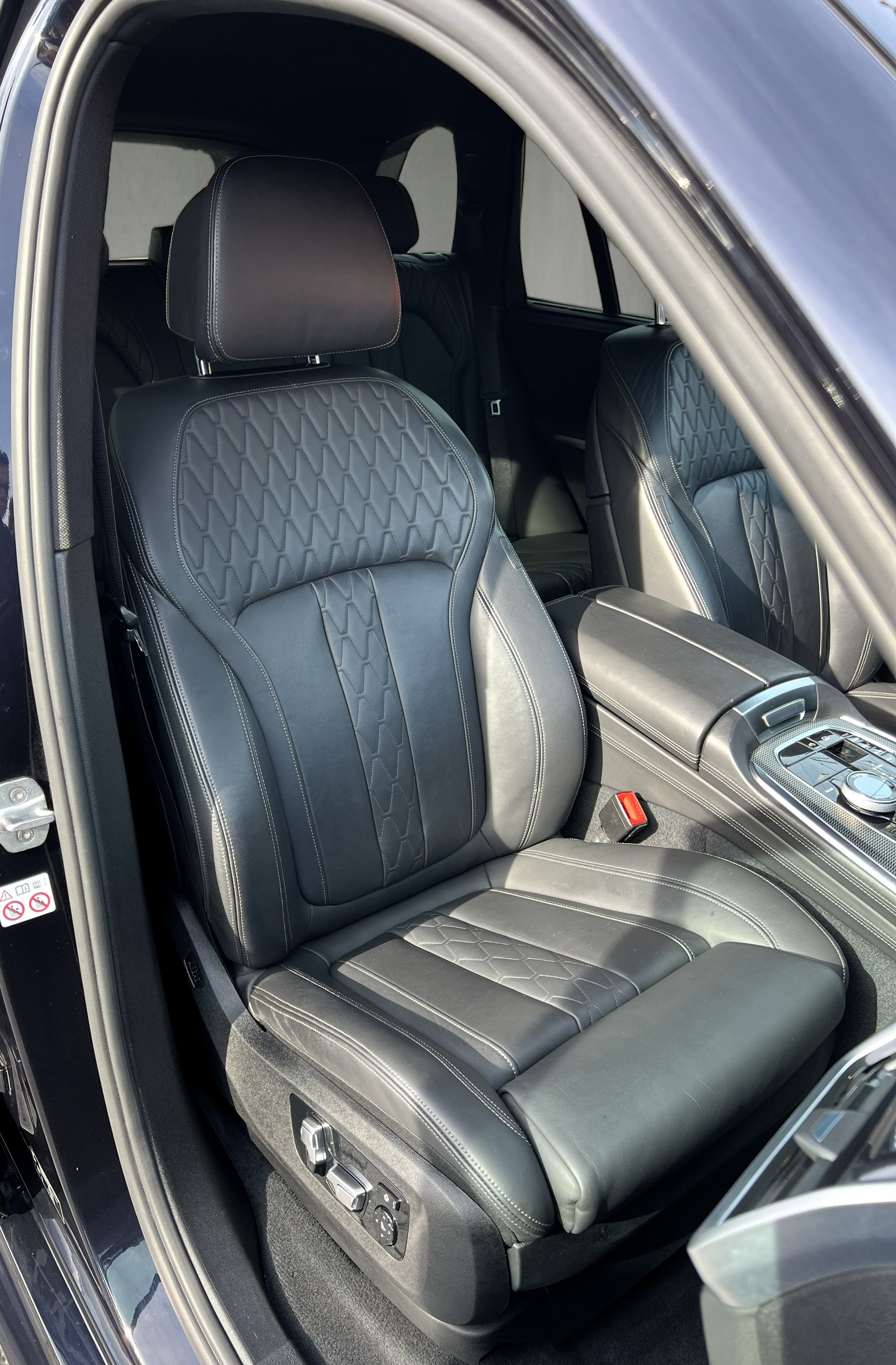BMW X5 xDrive 40i Steptronic-image-12
