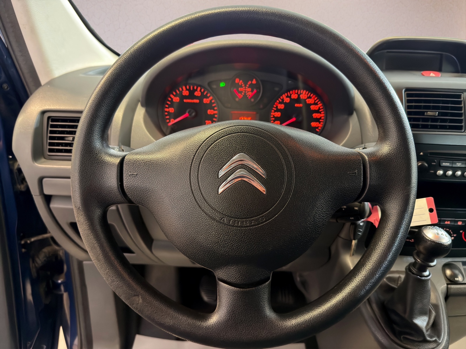 CITROEN Jumpy 2.0 HDi L2H1 Attraction-image-10