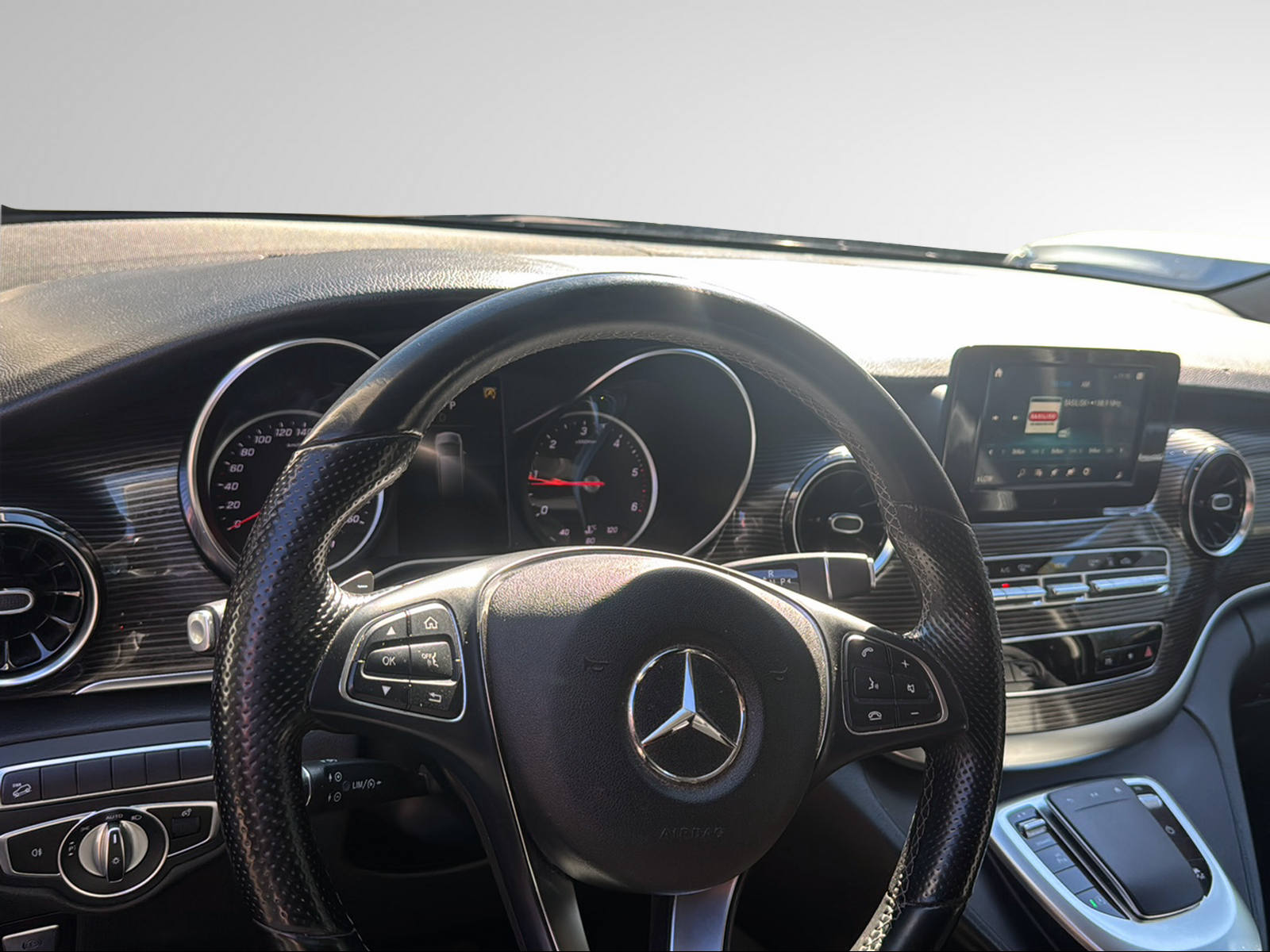 MERCEDES-BENZ V 250 d lang Avantgarde 4Matic G-Tronic-image-14