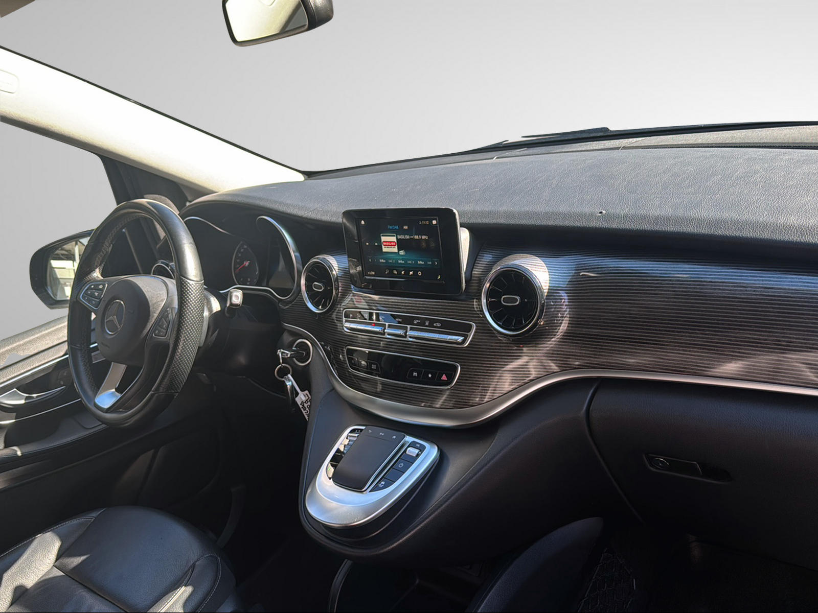 MERCEDES-BENZ V 250 d lang Avantgarde 4Matic G-Tronic-image-26