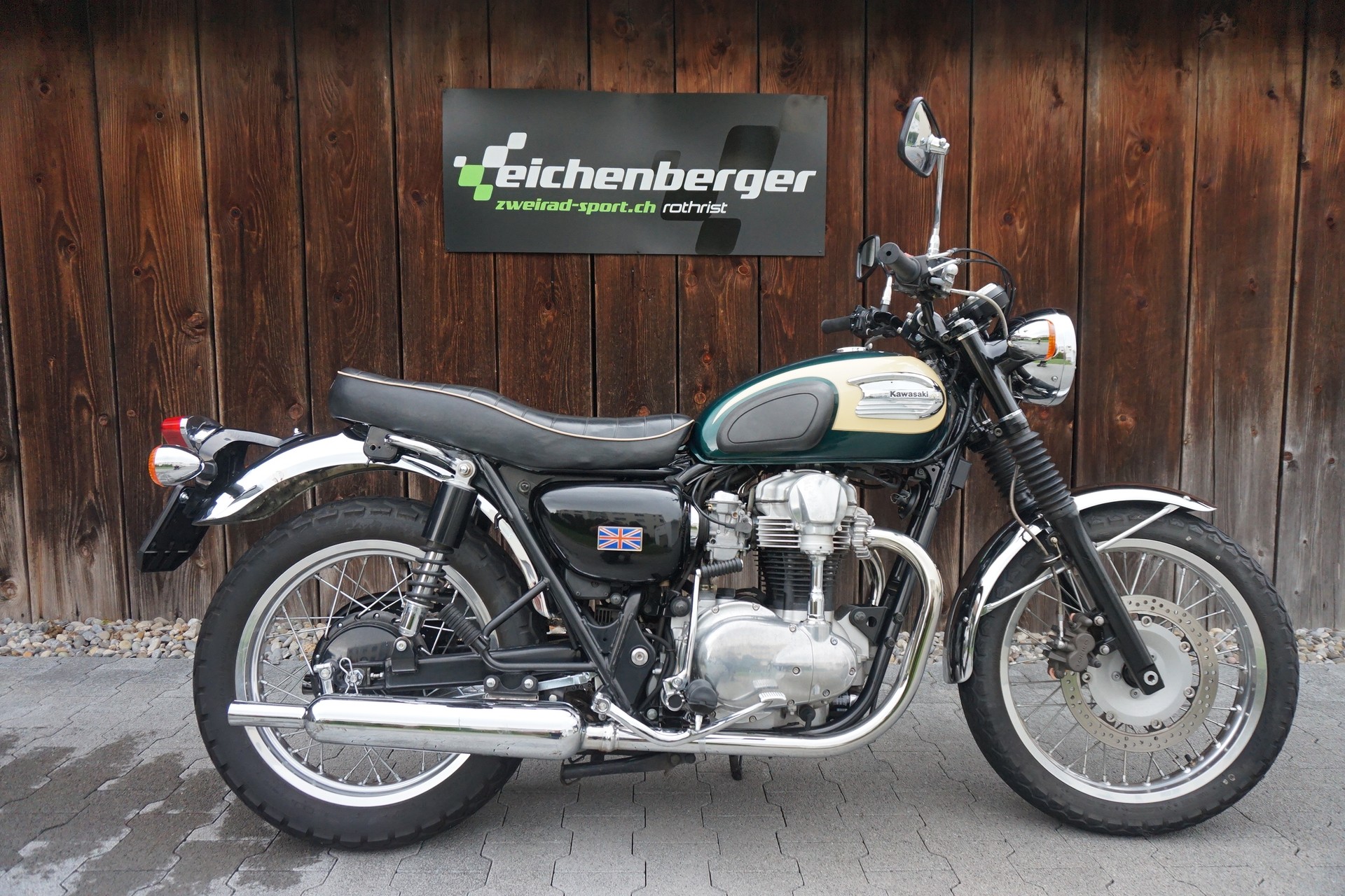 KAWASAKI W 650-showroom-element-2