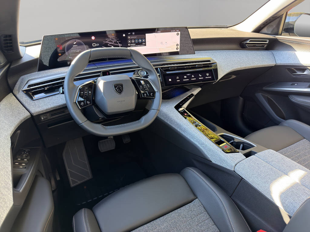 PEUGEOT 3008 1.2 Hybrid Business-image-5