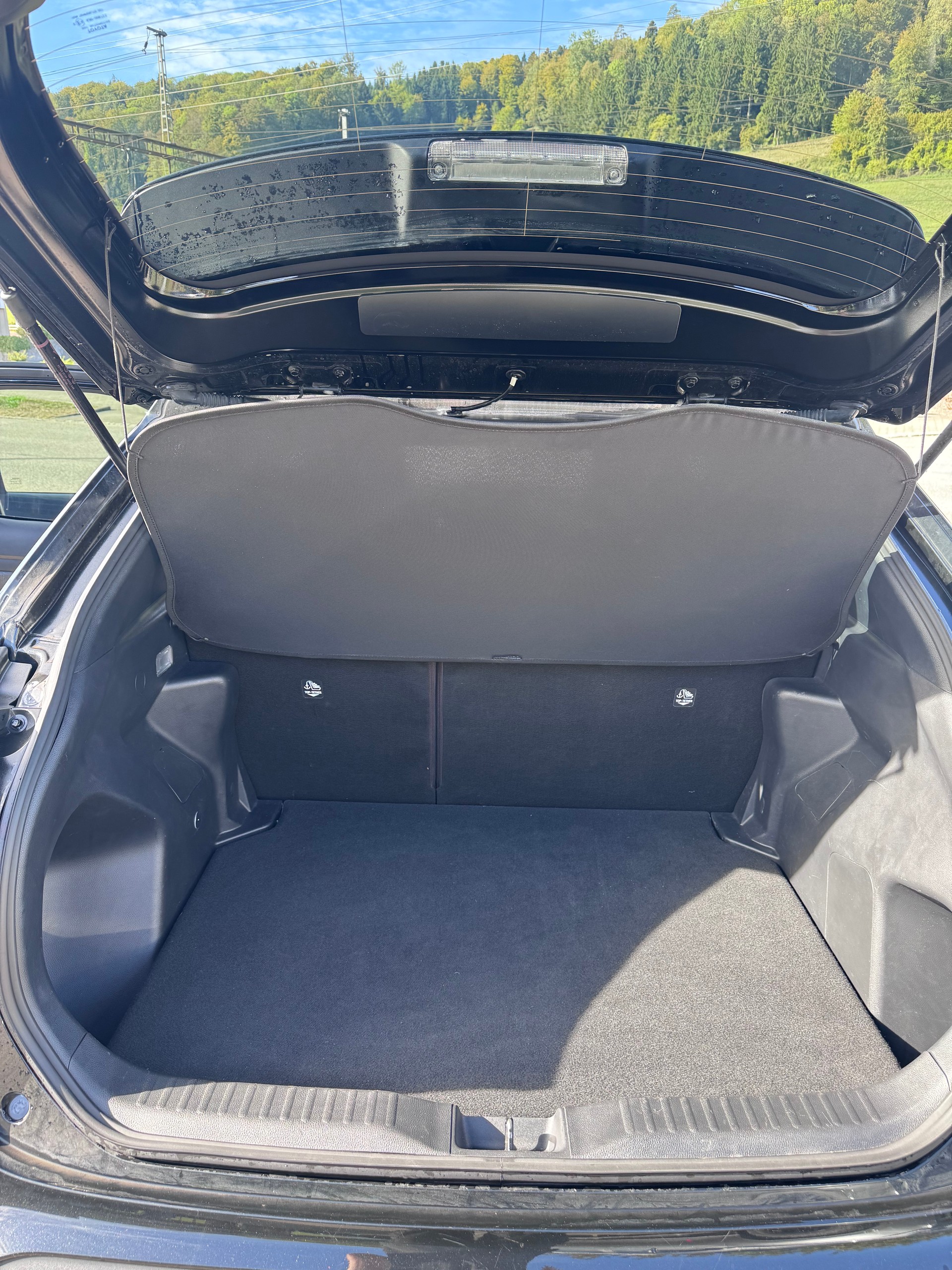 TOYOTA Yaris Cross 1.5 Trend e-CVT AWDi-image-13