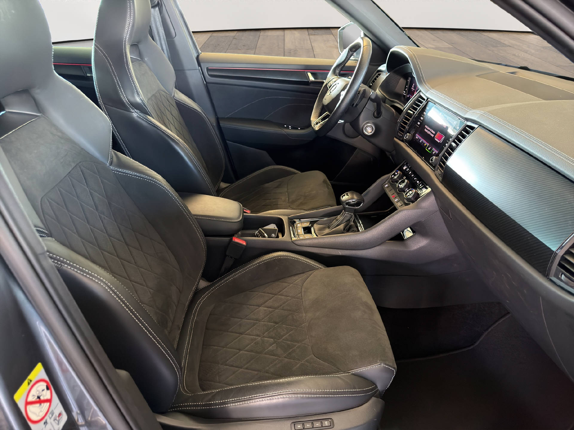 SKODA Kodiaq 2.0 TDI 200 Sportline DSG-image-14