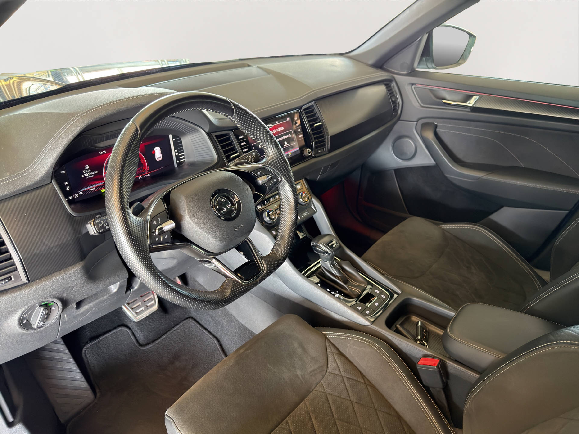 SKODA Kodiaq 2.0 TDI 200 Sportline DSG-image-10