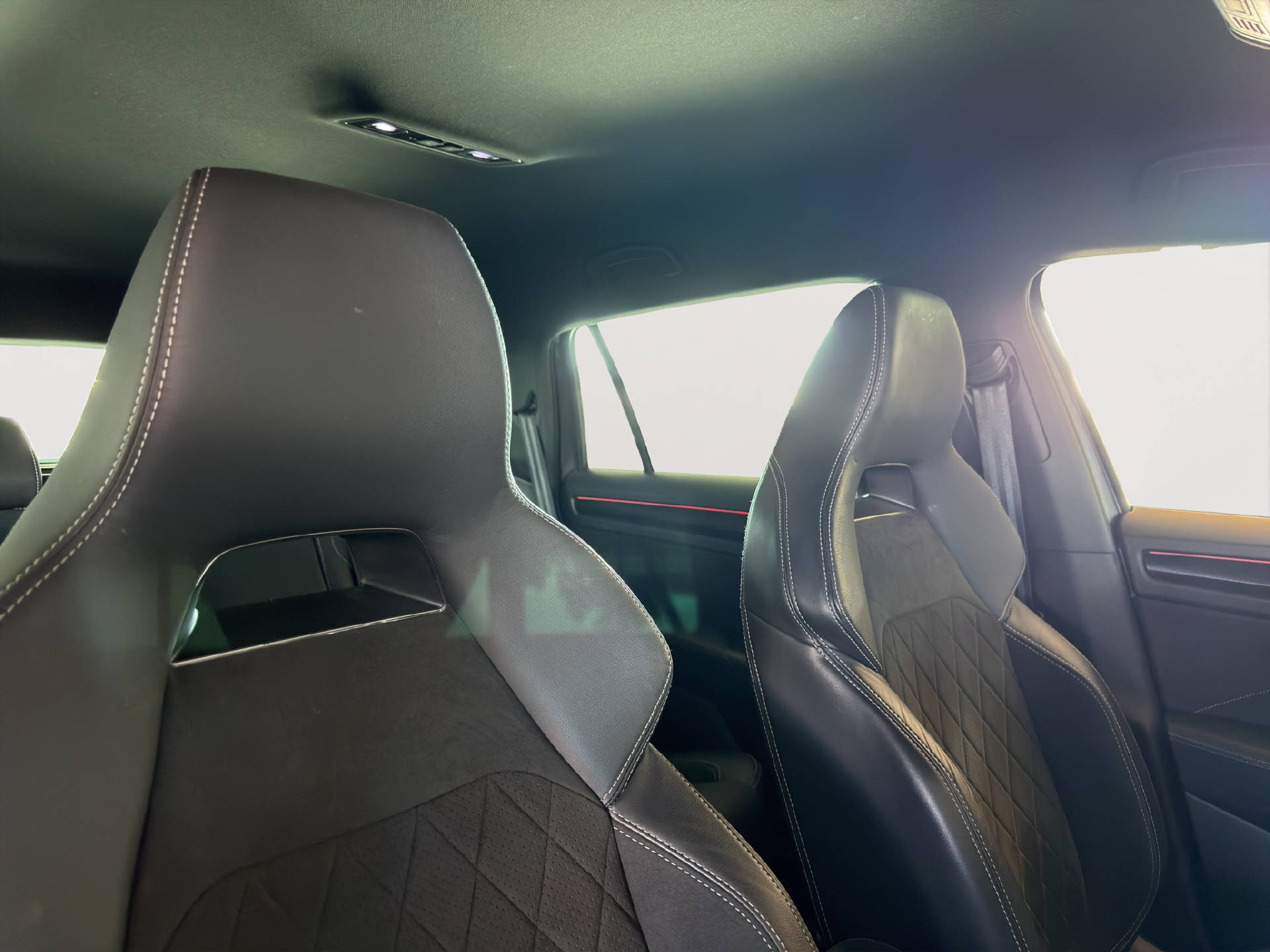SKODA Kodiaq 2.0 TDI 200 Sportline DSG-image-16