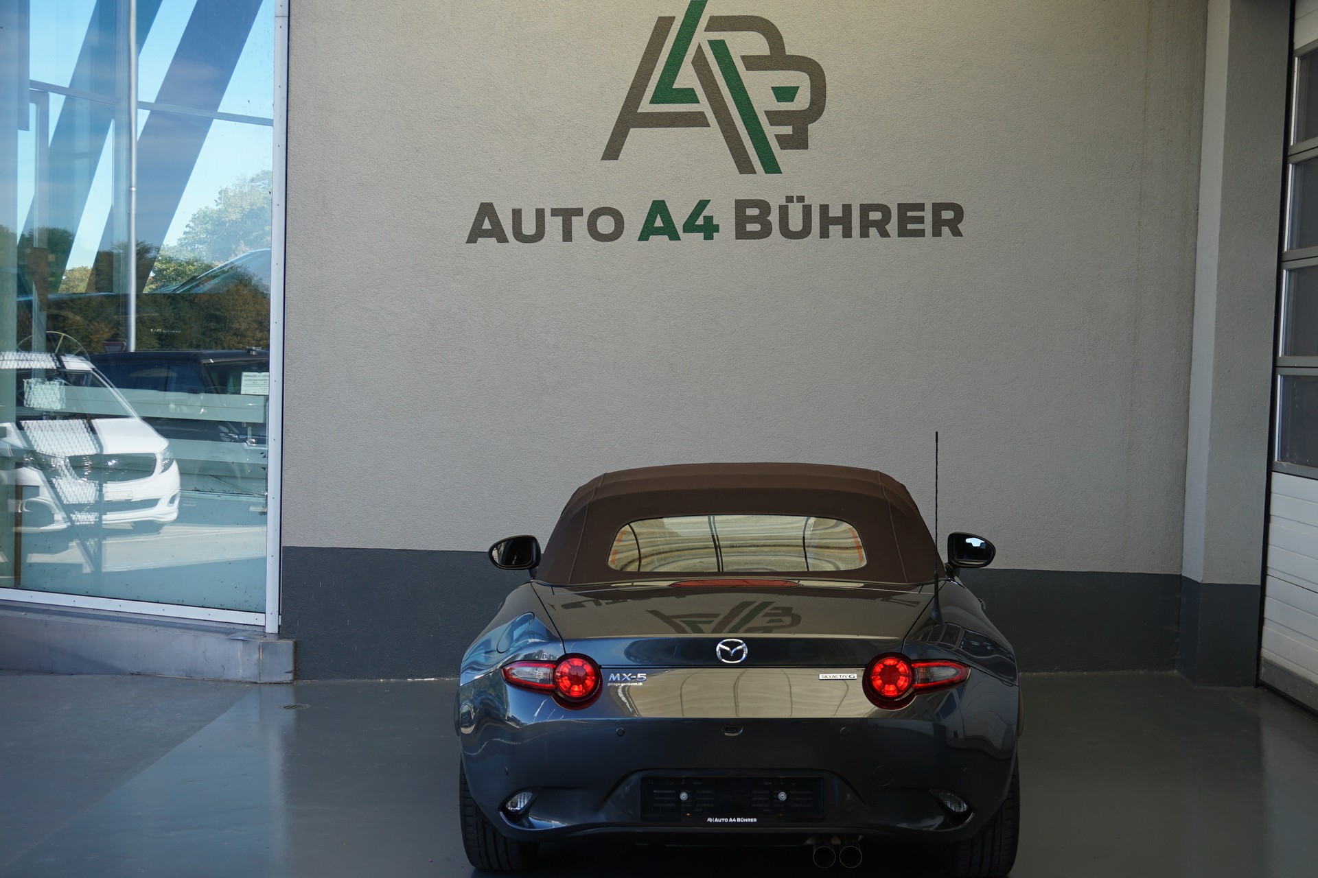 MAZDA MX-5 S-G 184 Kazari-image-18