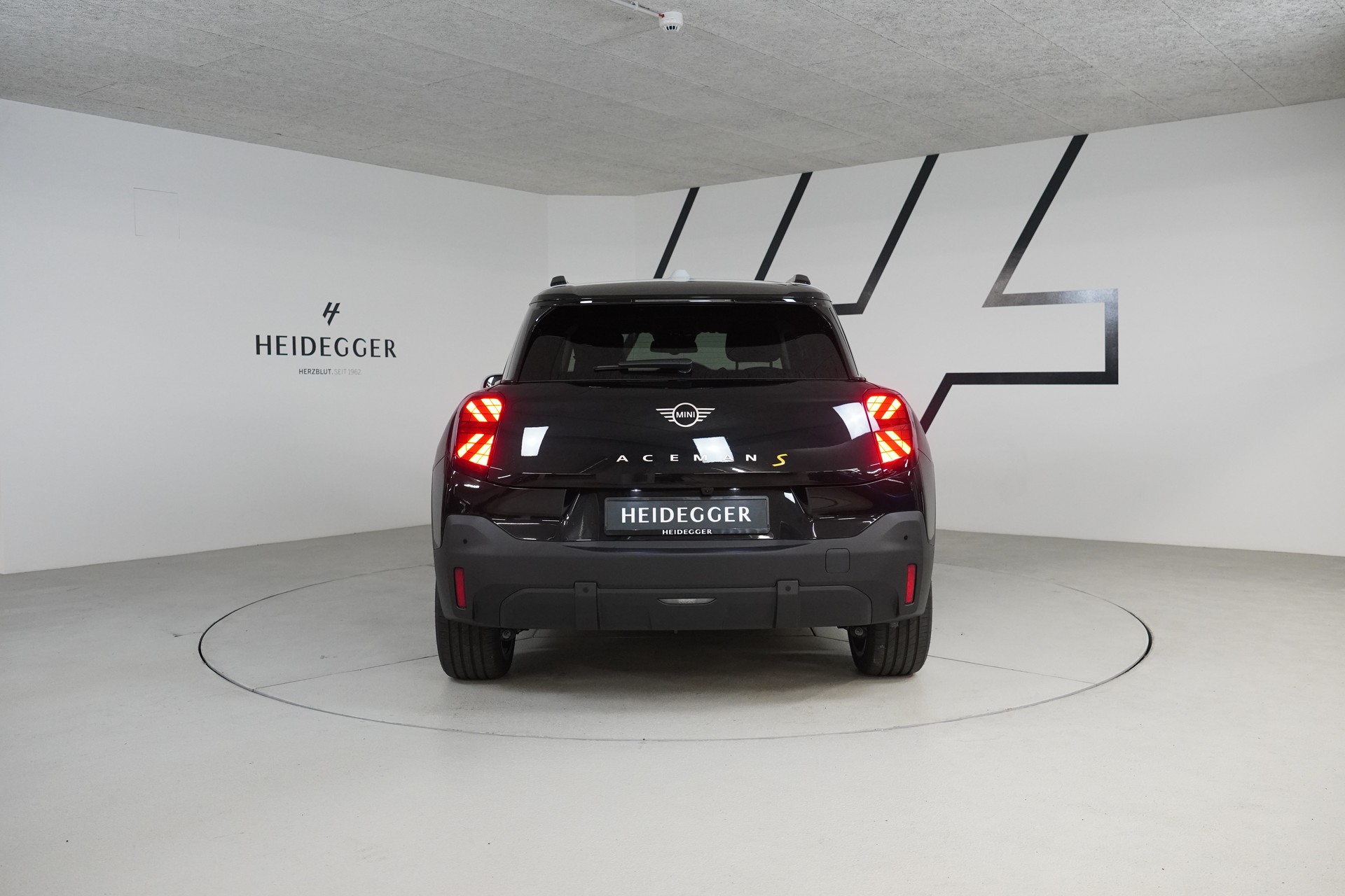 MINI Aceman SE-image-5