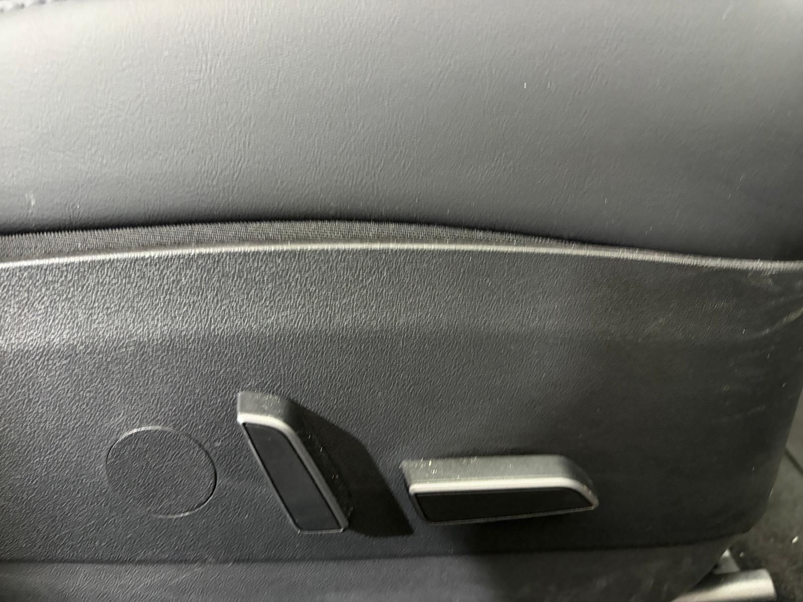 TESLA Model 3 Long Range Dual Motor AWD-image-11