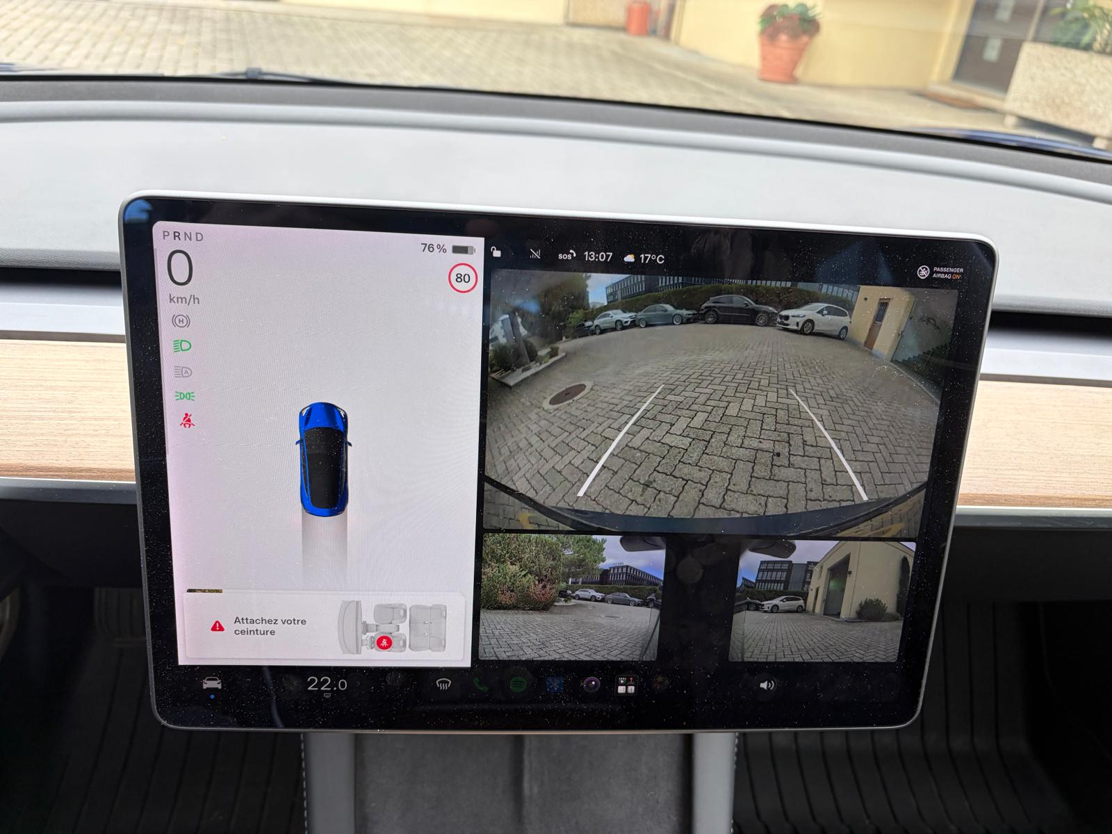 TESLA Model 3 Long Range Dual Motor AWD-image-16
