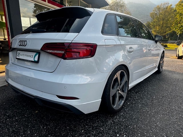 AUDI A3 Sportback 2.0 TDI S-tronic-image-7