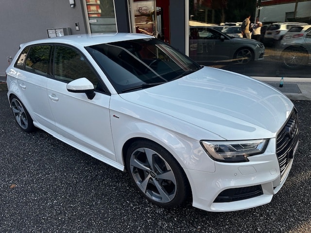 AUDI A3 Sportback 2.0 TDI S-tronic-image-3