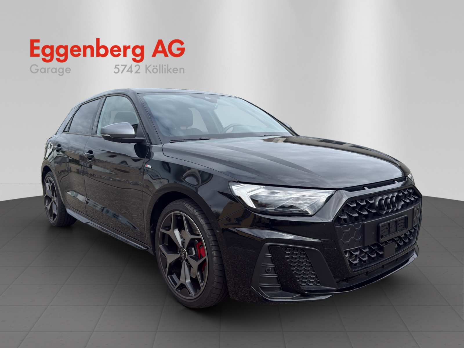 AUDI A1 Sportback 40 TFSI S Line S-tronic, Mythosschwarz Metallic-image-4
