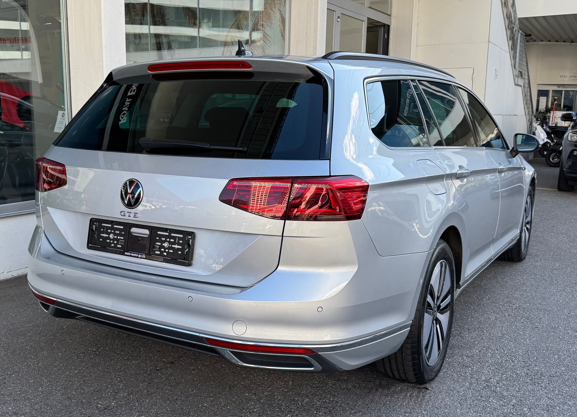 VW Passat Variant 1.4 TSI GTE Hybrid DSG-image-4
