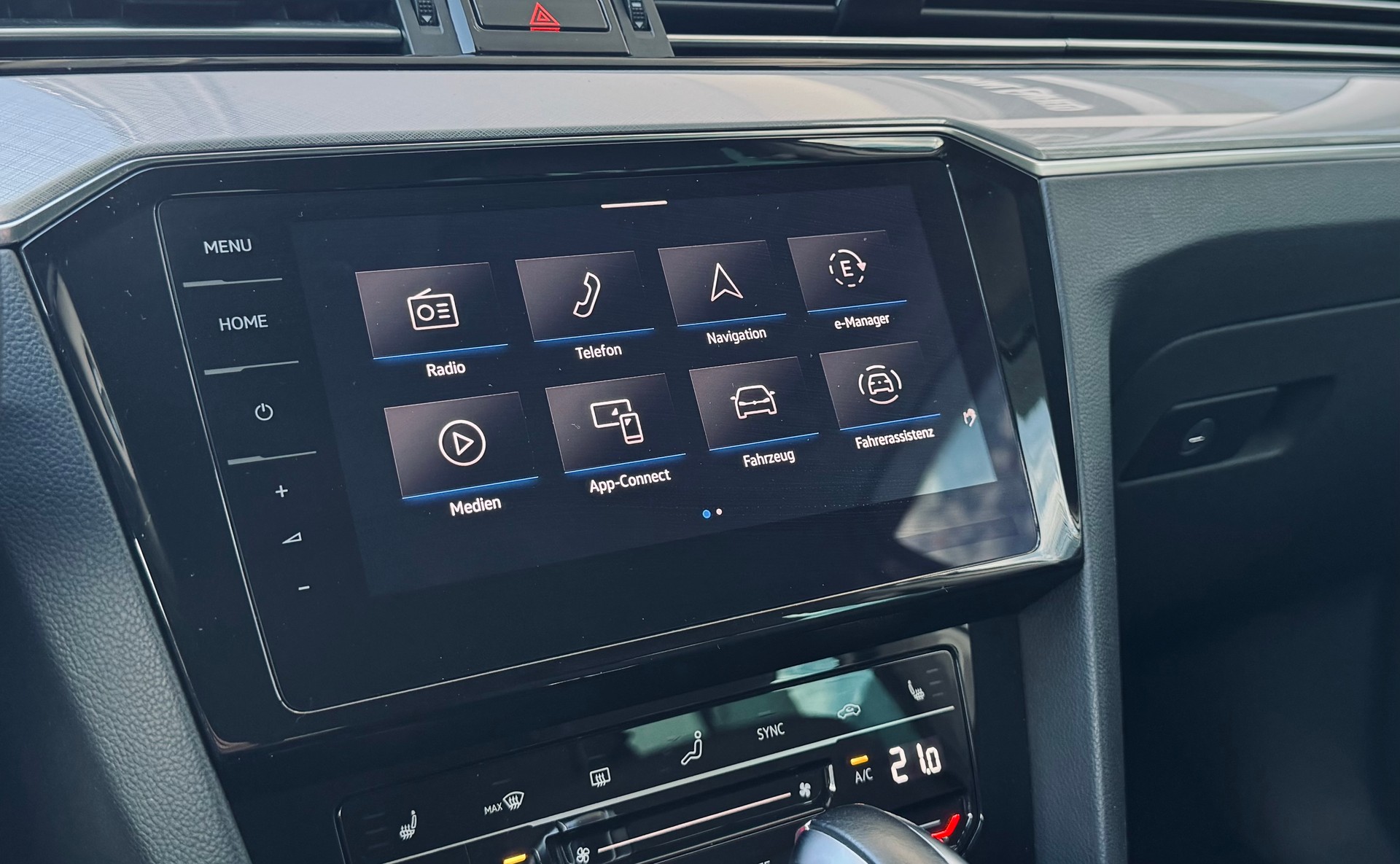 VW Passat Variant 1.4 TSI GTE Hybrid DSG-image-18