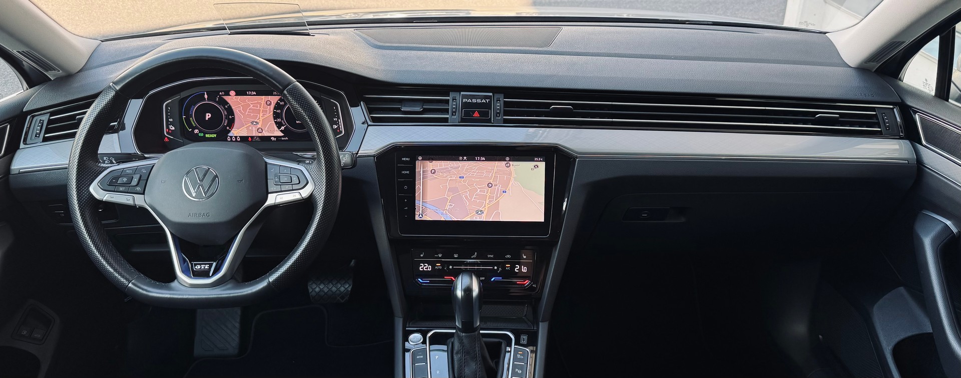 VW Passat Variant 1.4 TSI GTE Hybrid DSG-image-11