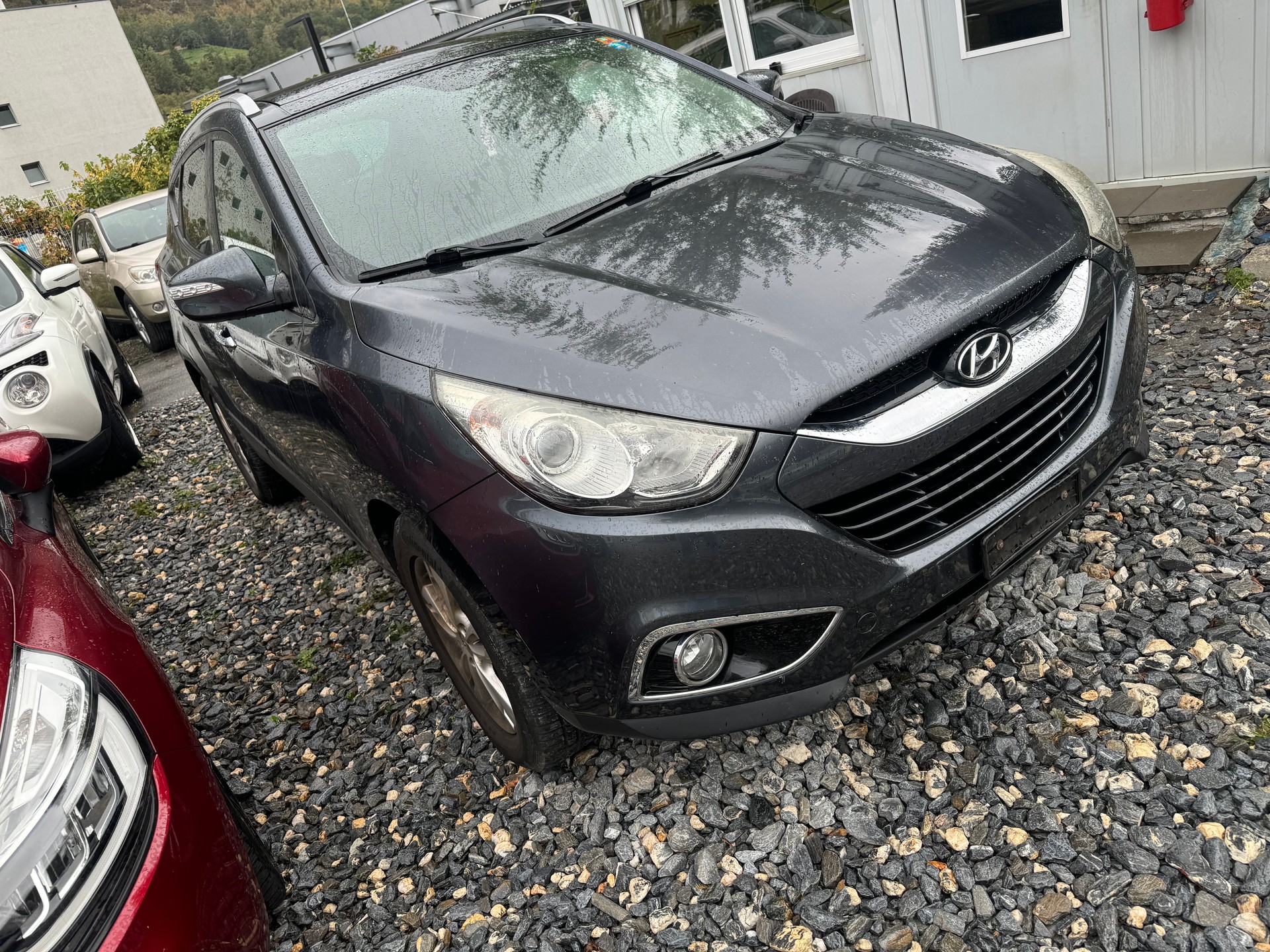 HYUNDAI iX 35 2.0 CRDi Premium 4WD Automatic-image-10