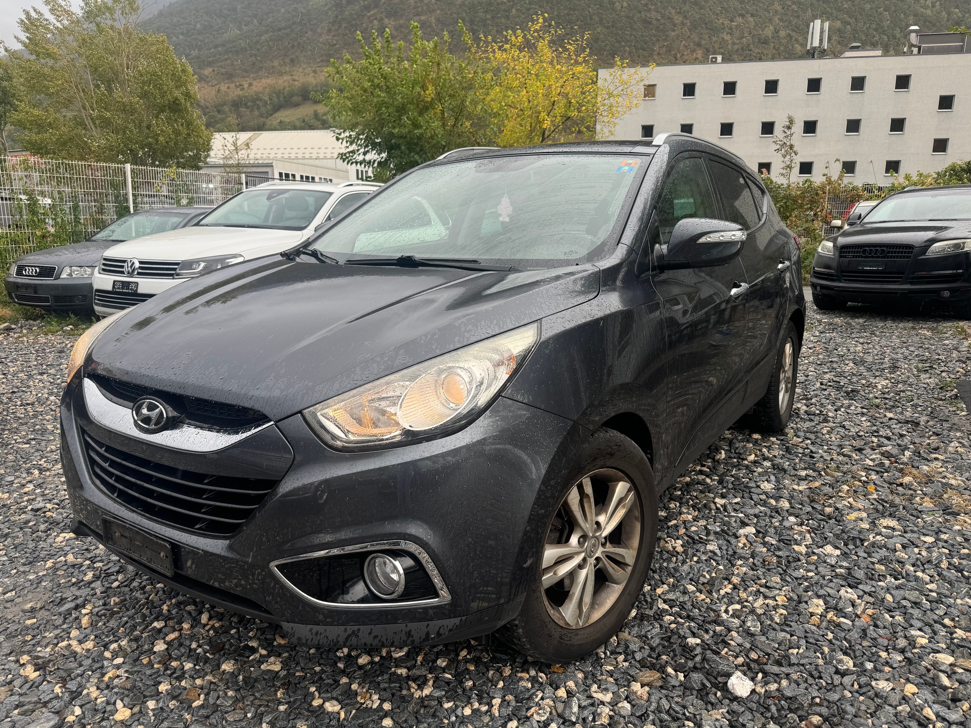 HYUNDAI iX 35 2.0 CRDi Premium 4WD Automatic-image-0