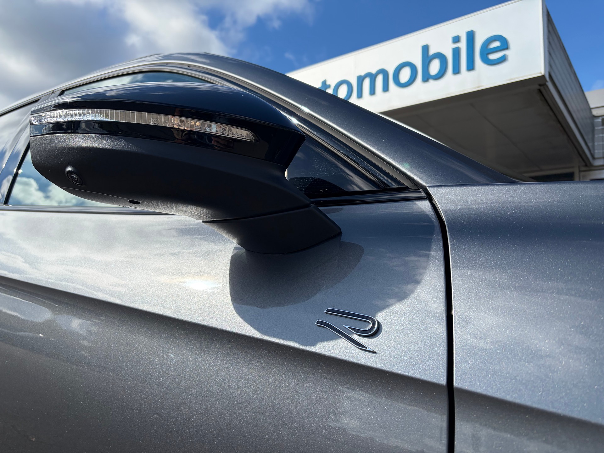 VW Passat Variant 2.0 TSI evo4 R-Line 4 Motion DSG-image-10