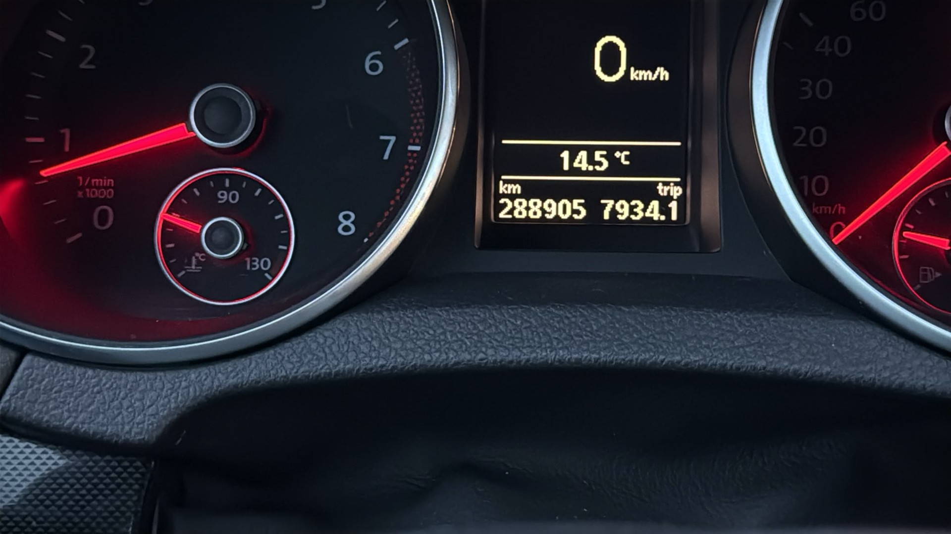 VW Golf Variant 1.4 TSI Highline-image-10