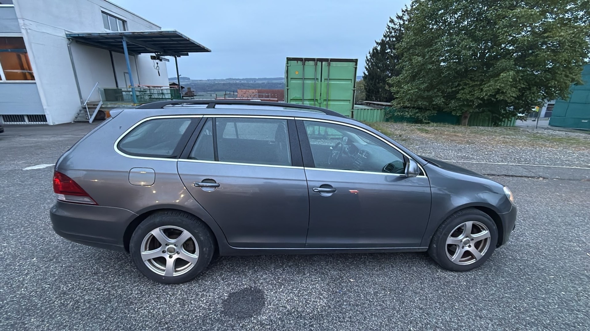 VW Golf Variant 1.4 TSI Highline-image-3
