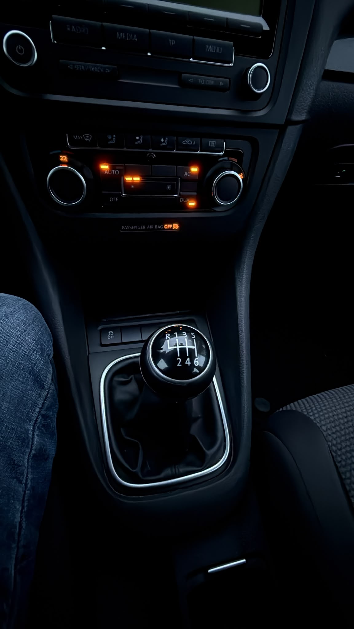 VW Golf Variant 1.4 TSI Highline-image-11