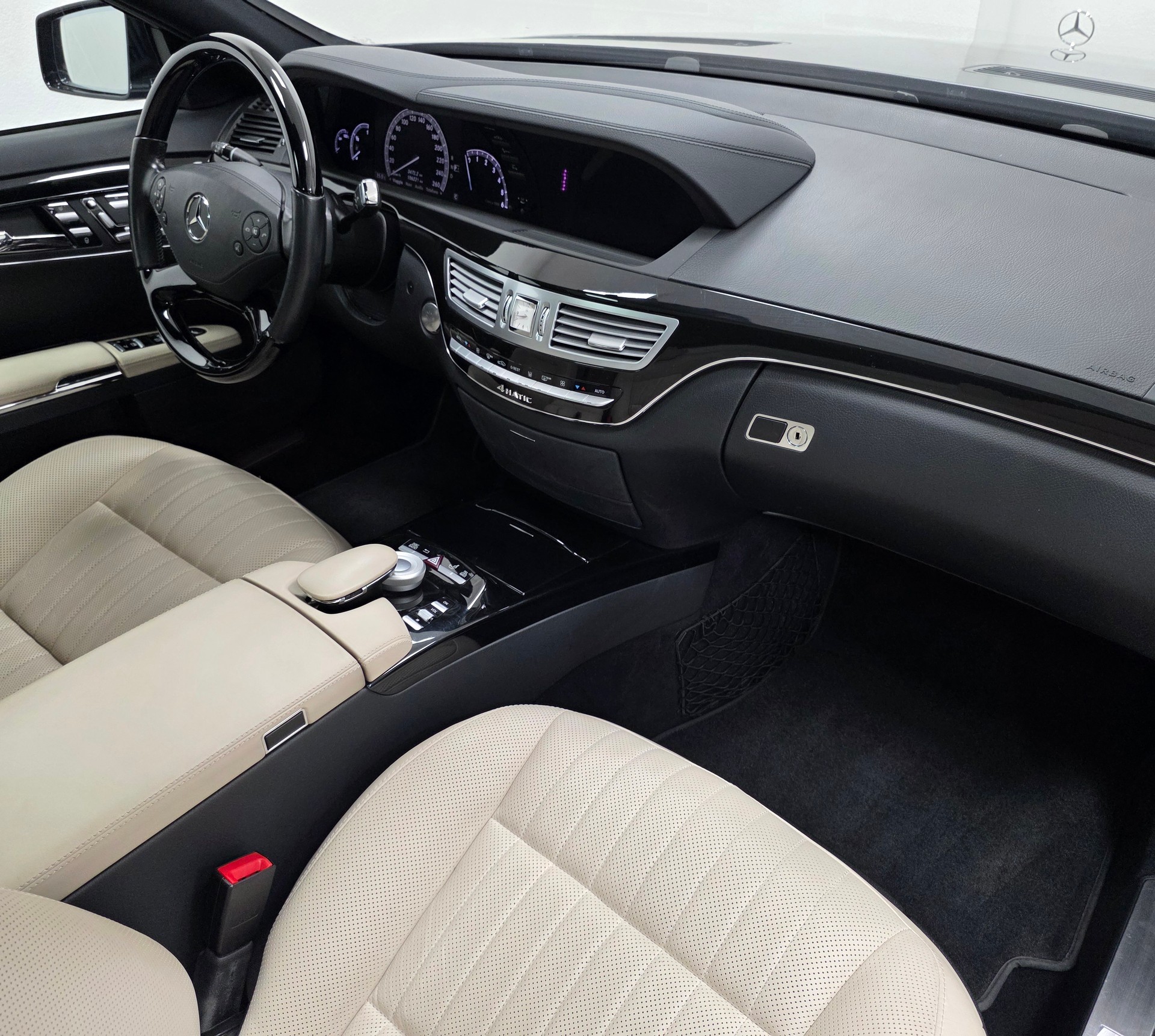 MERCEDES-BENZ S 350 CDI BlueEfficiency 4Matic 7G-Tronic-image-10