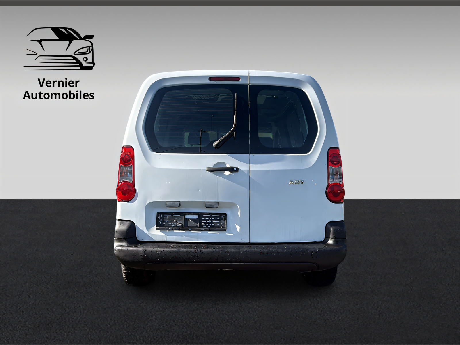 PEUGEOT Partner 1.6i Urban-image-4