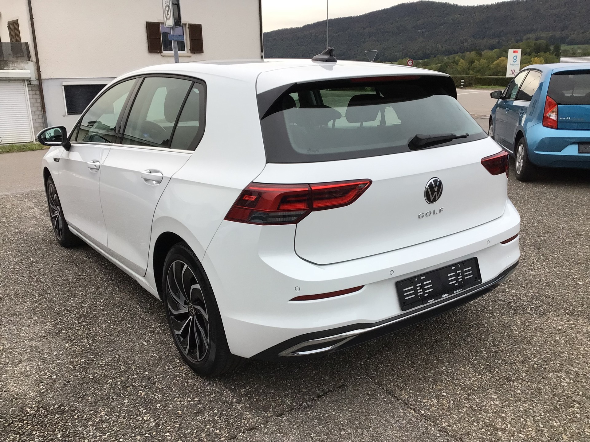 VW Golf 1.5 TSI ACT Style-image-4