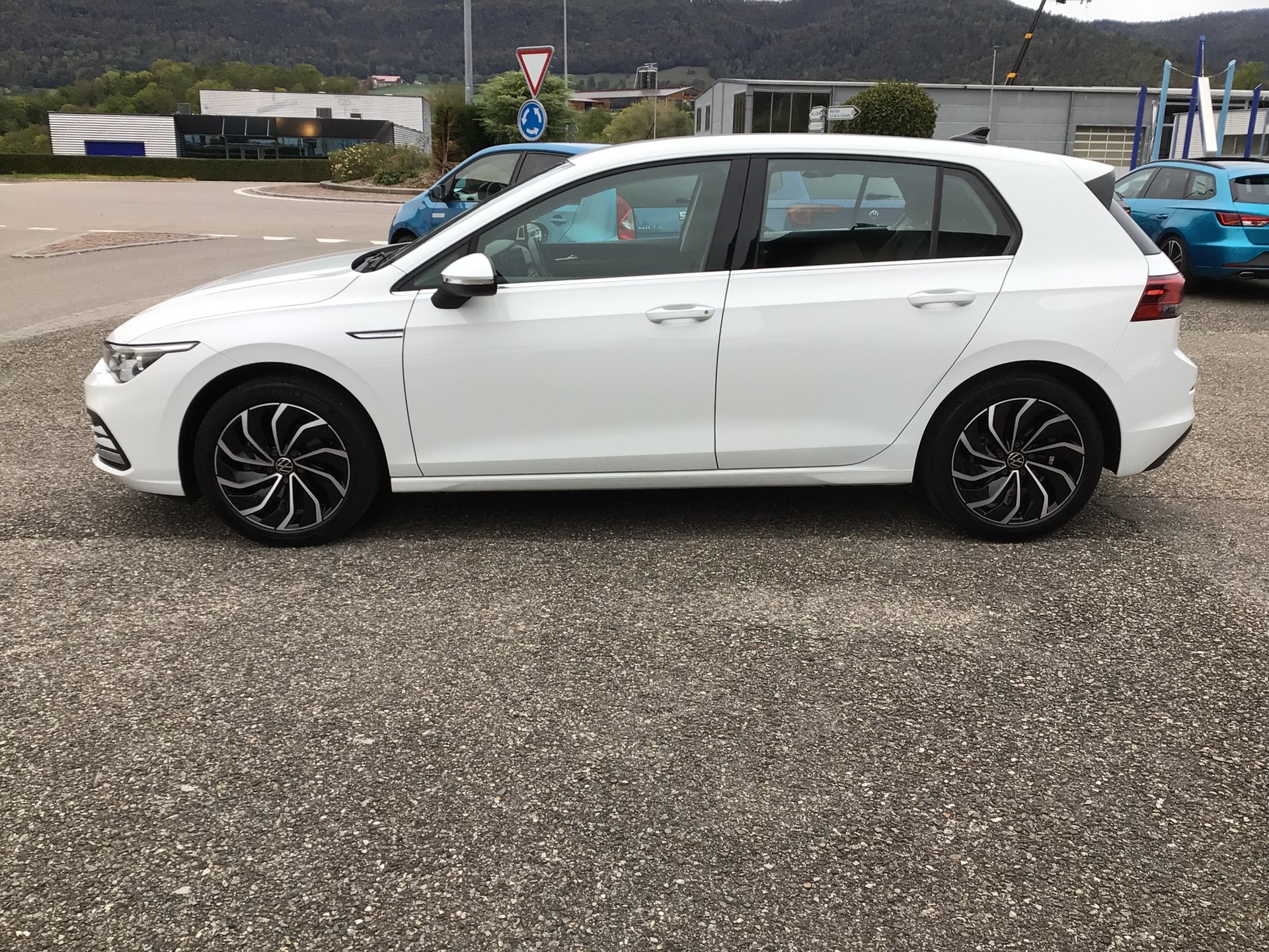 VW Golf 1.5 TSI ACT Style-image-14