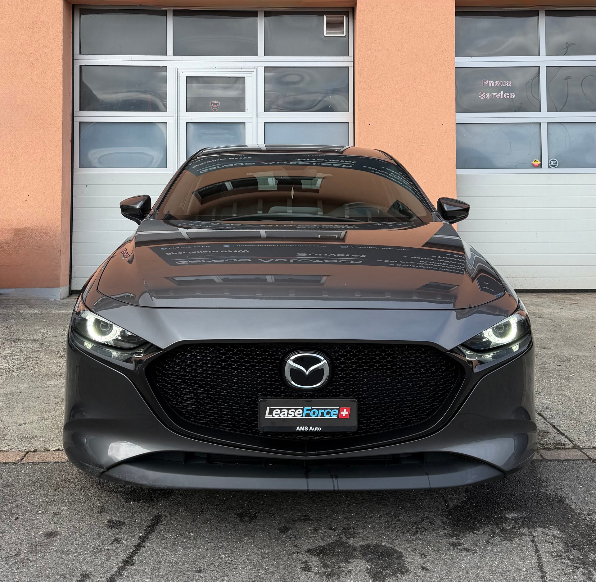 MAZDA 3 Hatchback SKYACTIV-X M Hybrid 180 Ambition-image-4