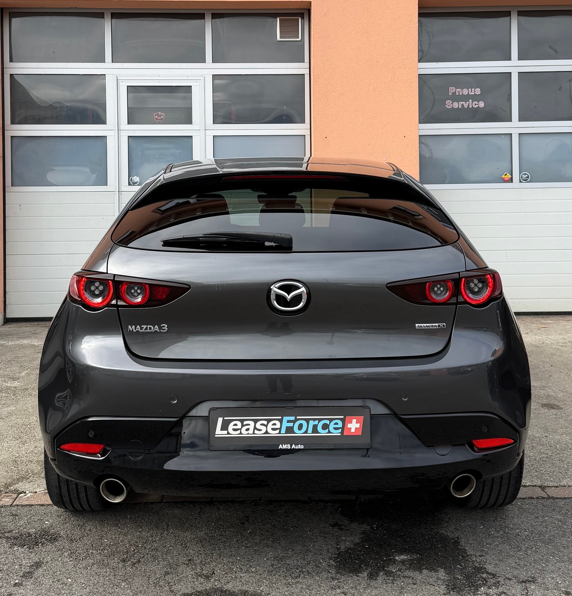 MAZDA 3 Hatchback SKYACTIV-X M Hybrid 180 Ambition-image-5