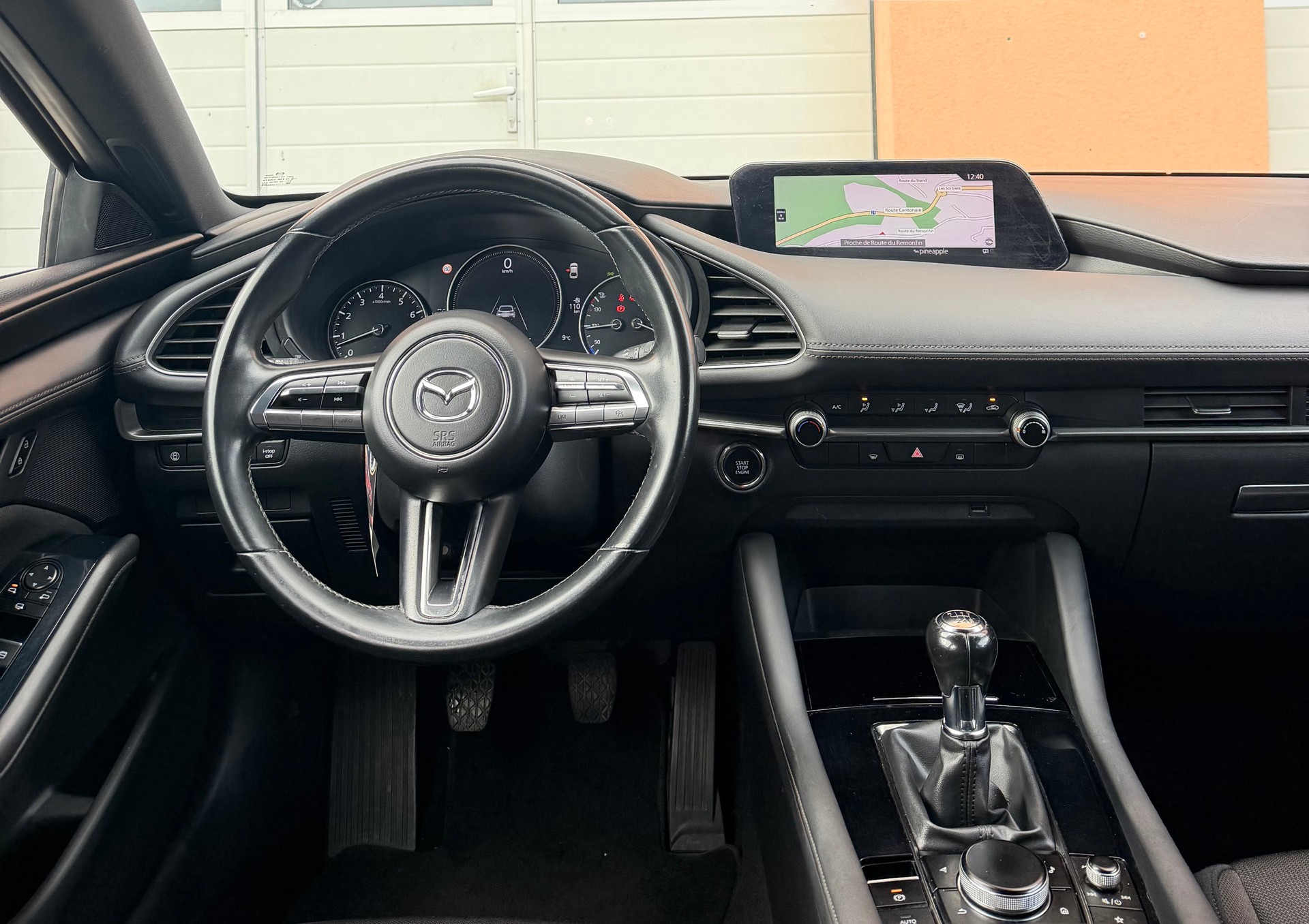 MAZDA 3 Hatchback SKYACTIV-X M Hybrid 180 Ambition-image-8