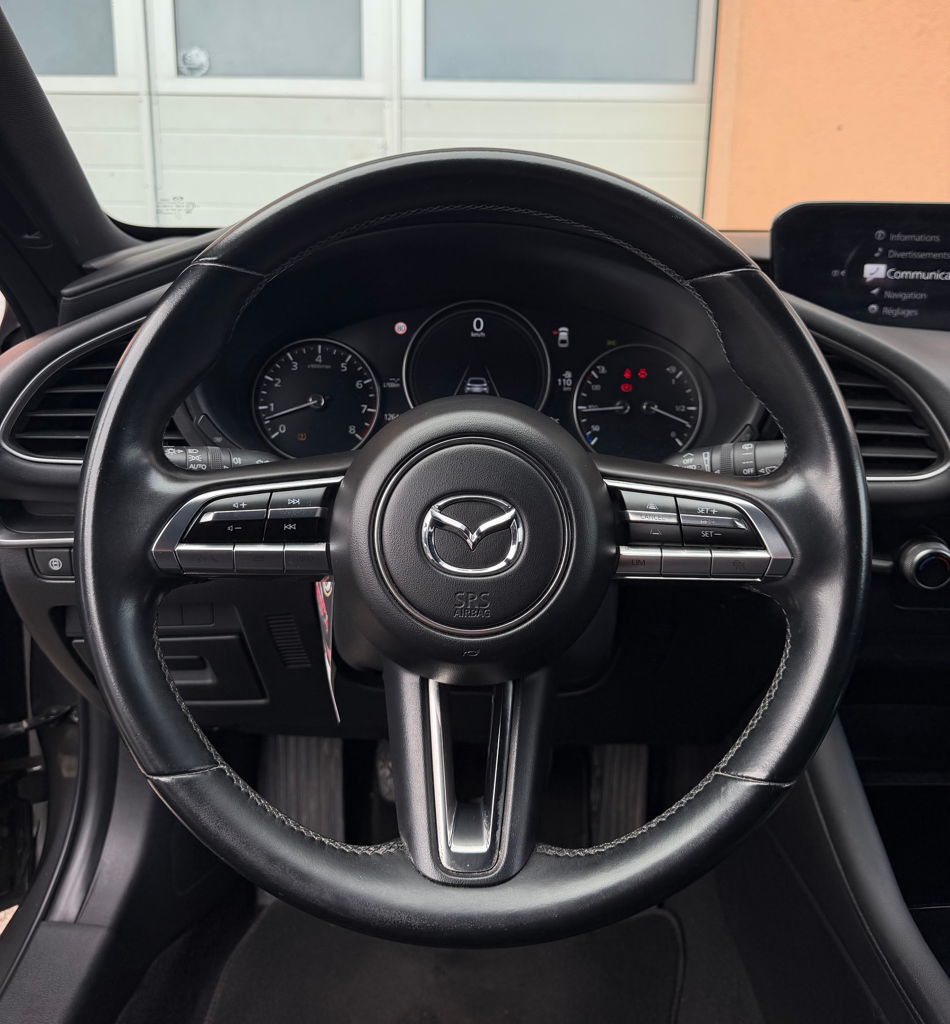 MAZDA 3 Hatchback SKYACTIV-X M Hybrid 180 Ambition-image-10