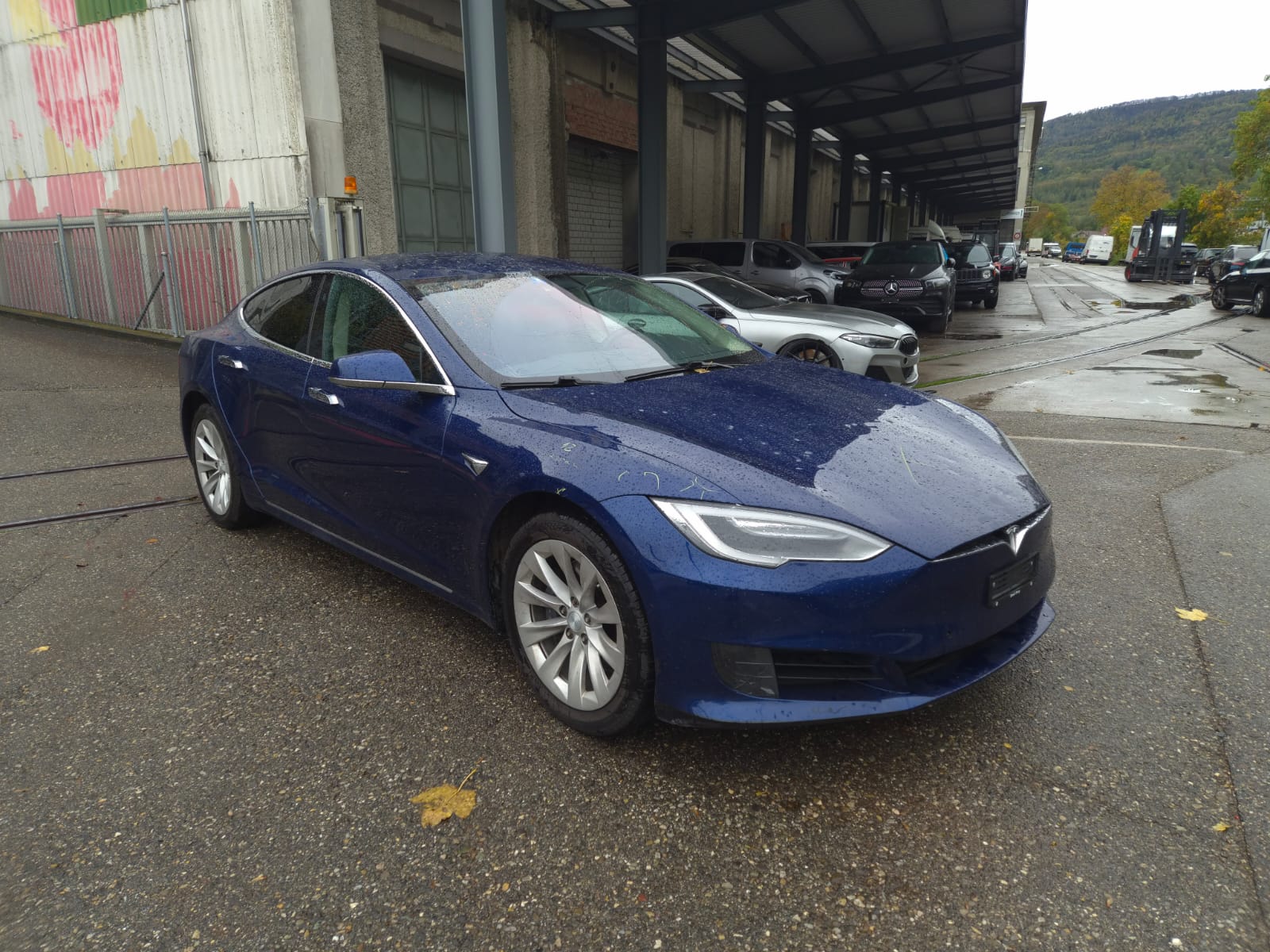 TESLA Model S 75-image-3