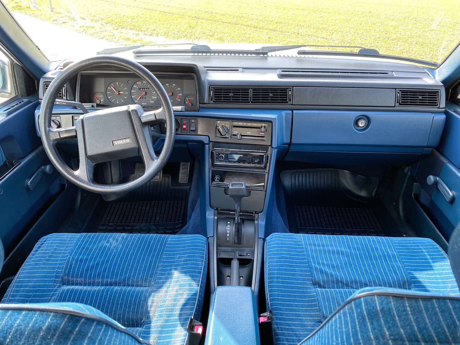 VOLVO 740 2.3 GLE VETERANENFAHRZEUG-image-11