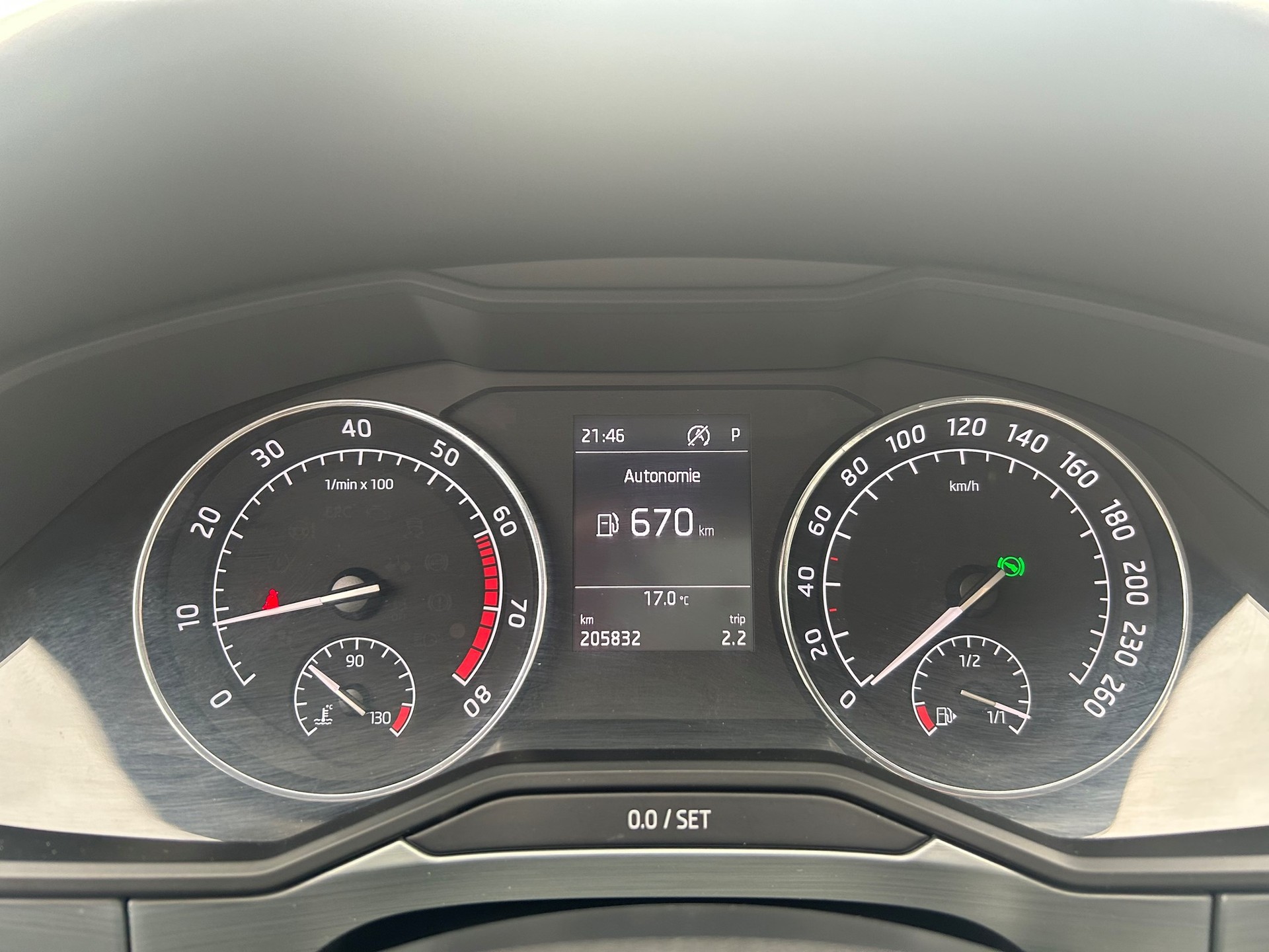SKODA Superb Combi 2.0 TSI Style DSG 4x4-image-11