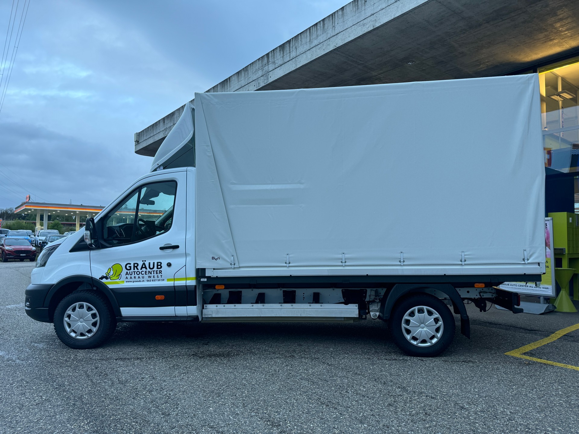 FORD E-Transit 350 L3 Trend RWD-image-4