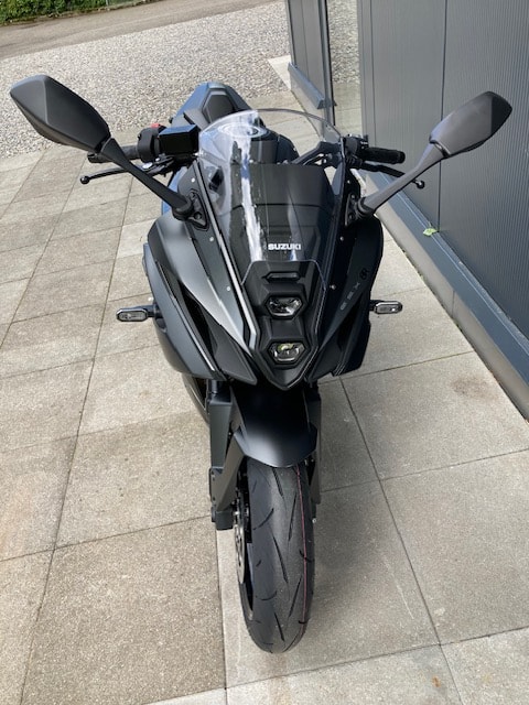 SUZUKI GSX-R 8-image-6